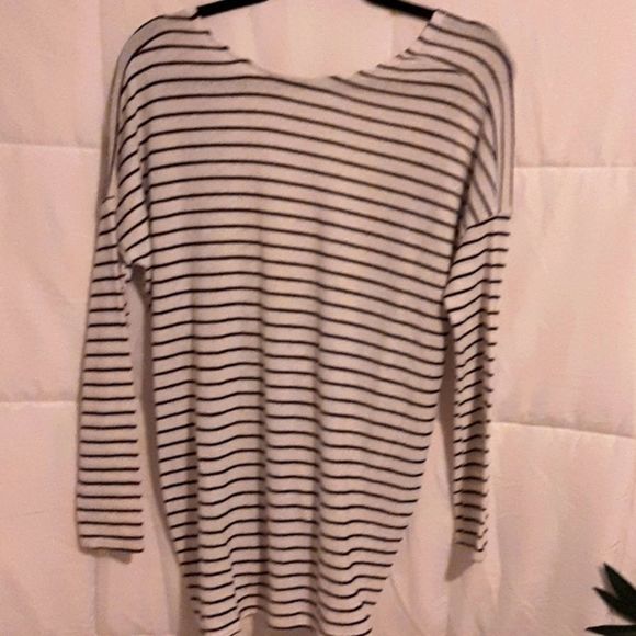 Vestique Tie Knot back - Picture 3 of 6